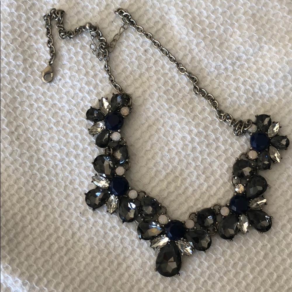 Statement necklace